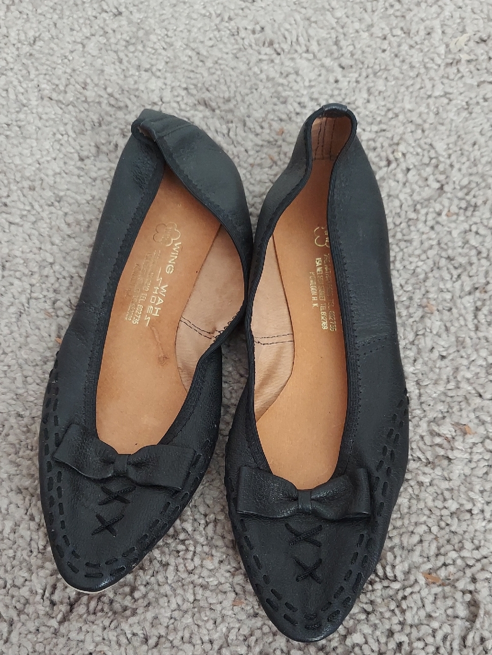 Vintage  Black Bow Pointed-Toe Flats